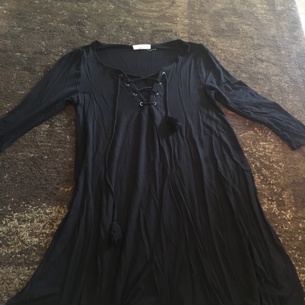 Black dress with v-string neck